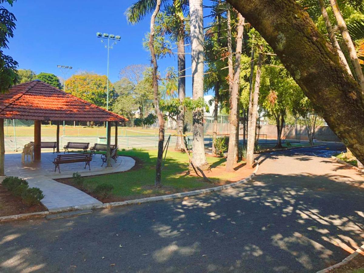Hotel Parque Das Primaveras จาคุทิงกา ภายนอก รูปภาพ