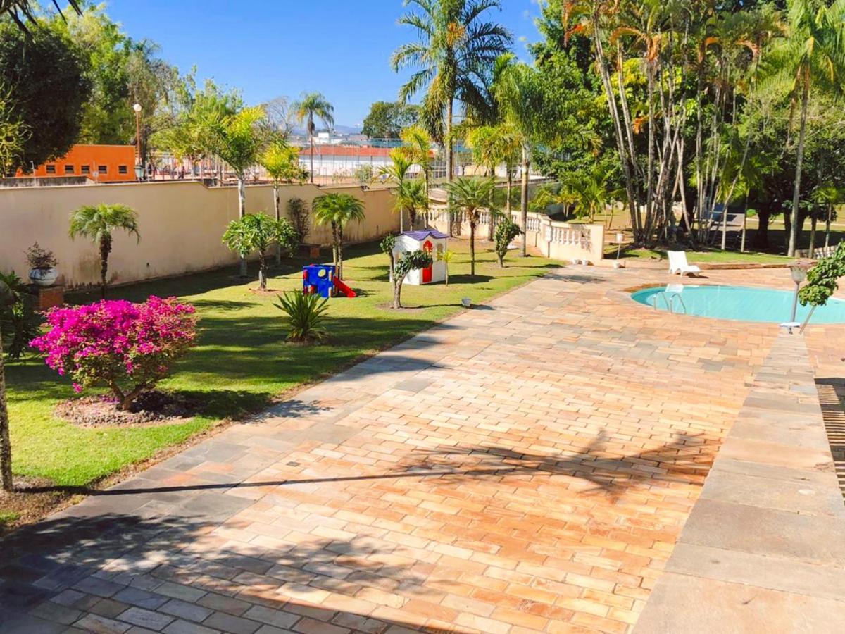 Hotel Parque Das Primaveras จาคุทิงกา ภายนอก รูปภาพ